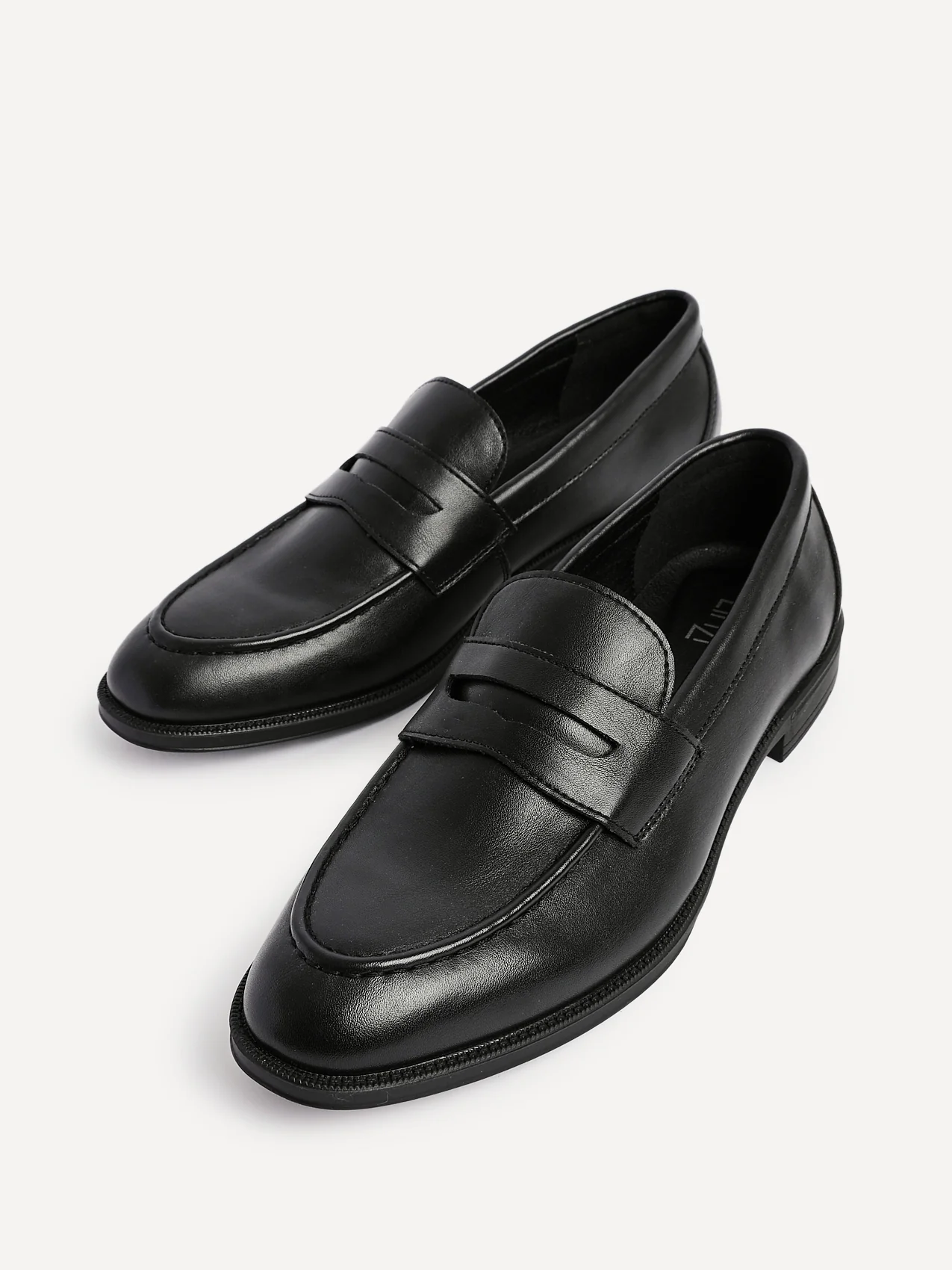 Aurelio Mens Black Faux Leather Penny Loafers - Image 4