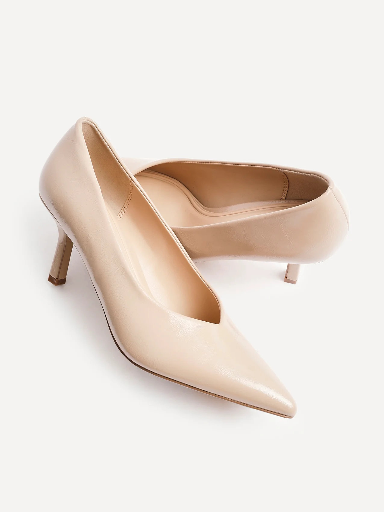Bellamy Nude Faux Leather V-Cut Court Heels - Image 5