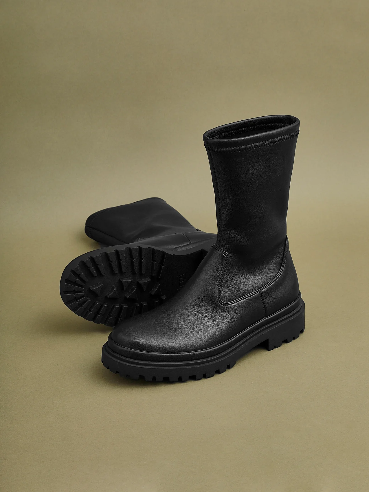 Edge Black Platform Ankle Boots - Image 8