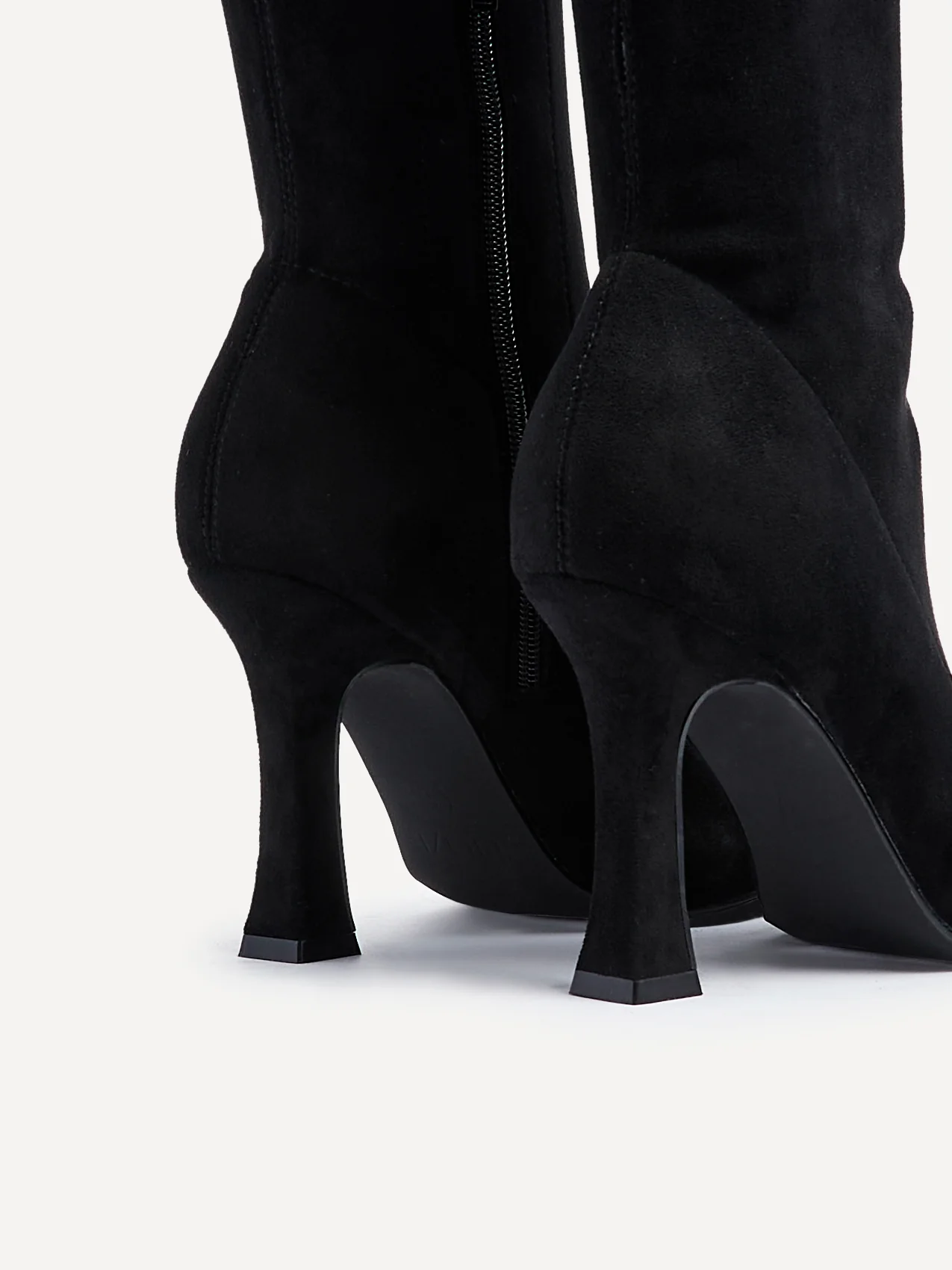 Gabrielle Black Long Heeled Boots - Image 4