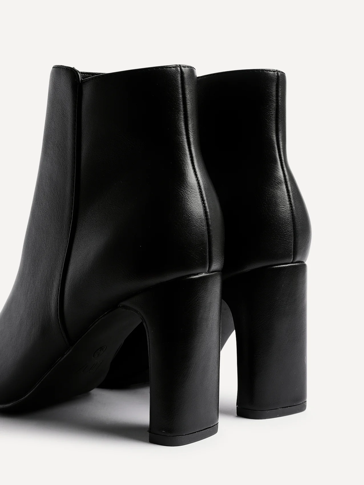 Glance Black Faux Leather Heeled Ankle Boots - Image 4
