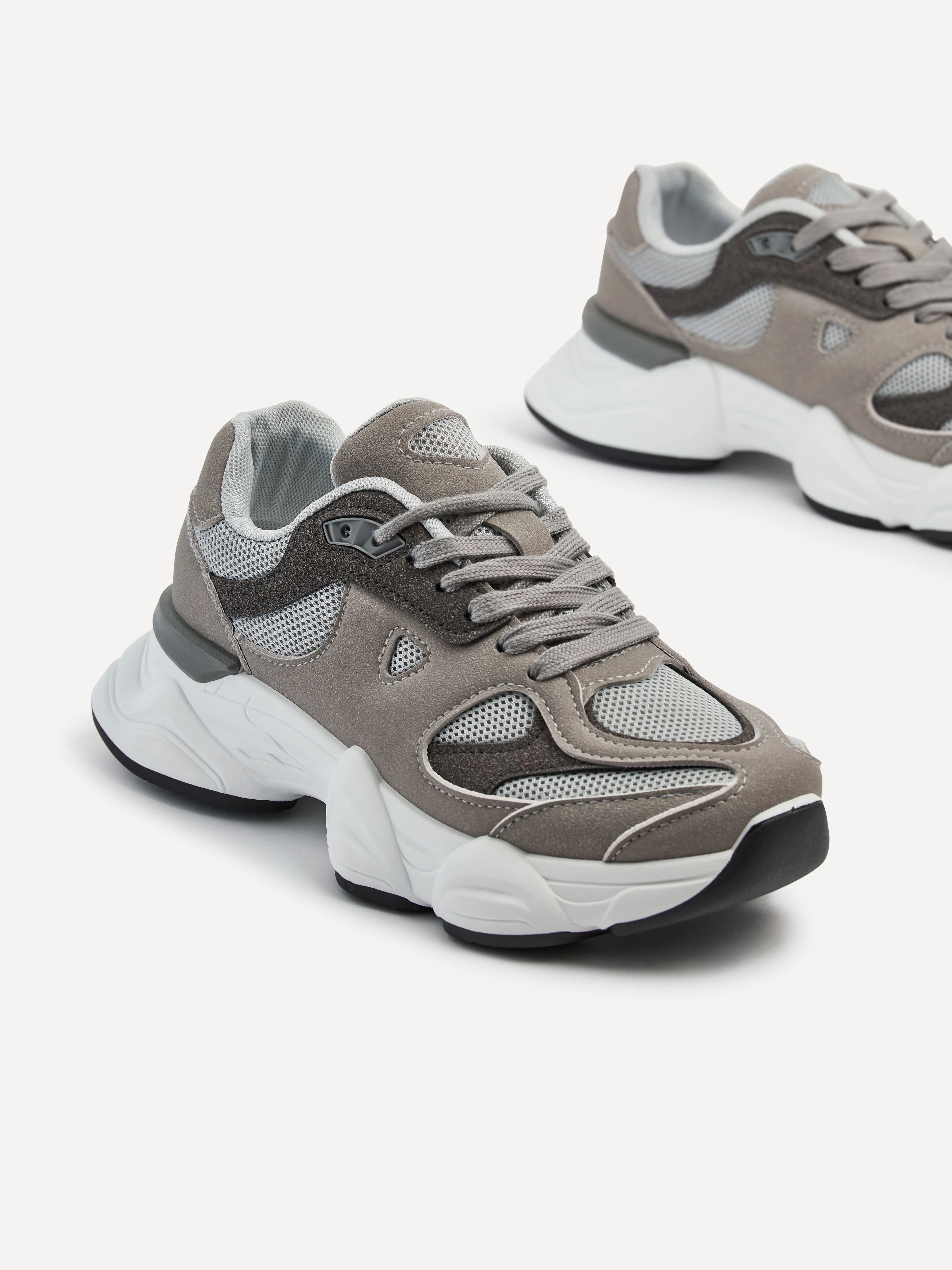Hackney Grey Trainers - Image 2