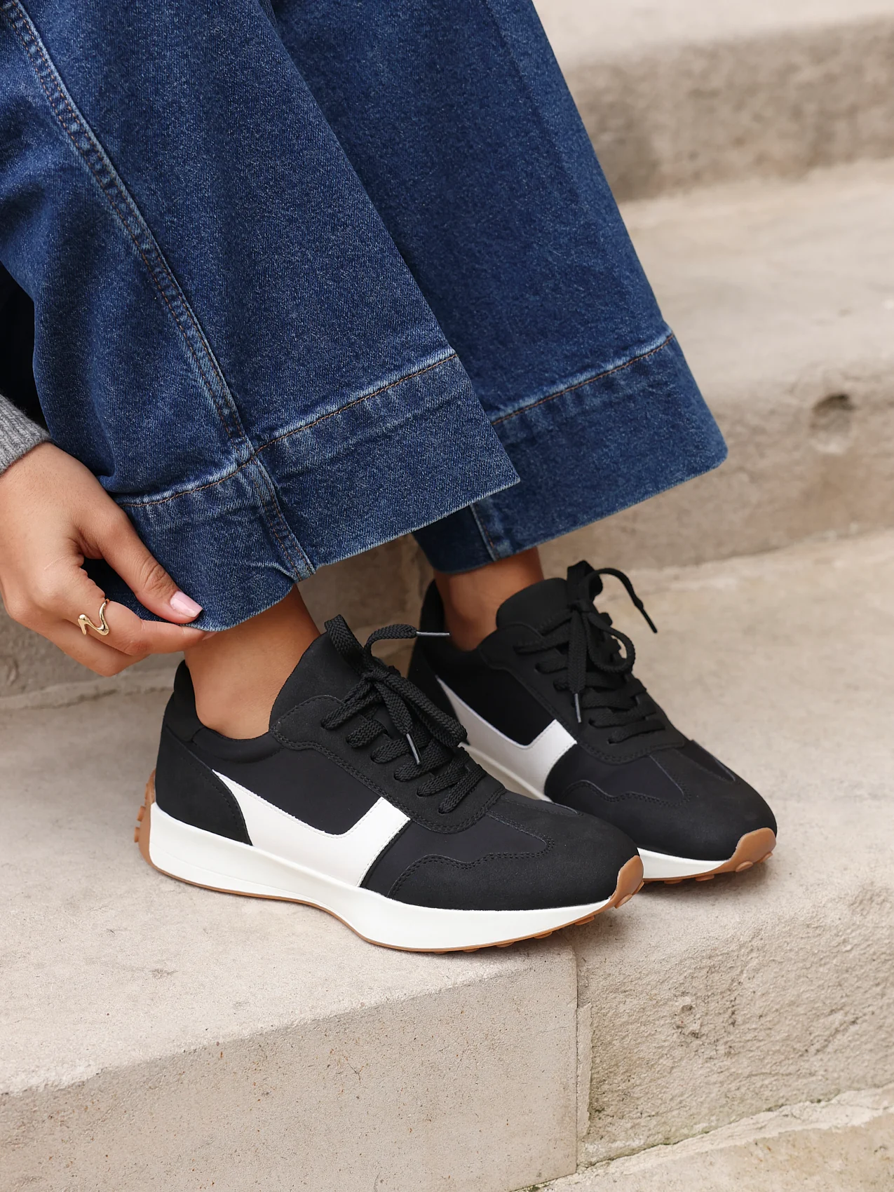 Hustle Black Suede Trainers - Image 8