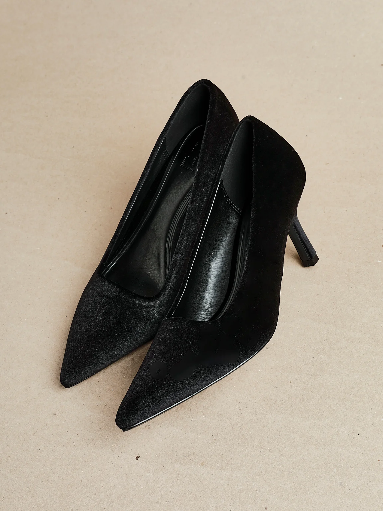 Kat Black Velvet Classic Court Heels - Image 6