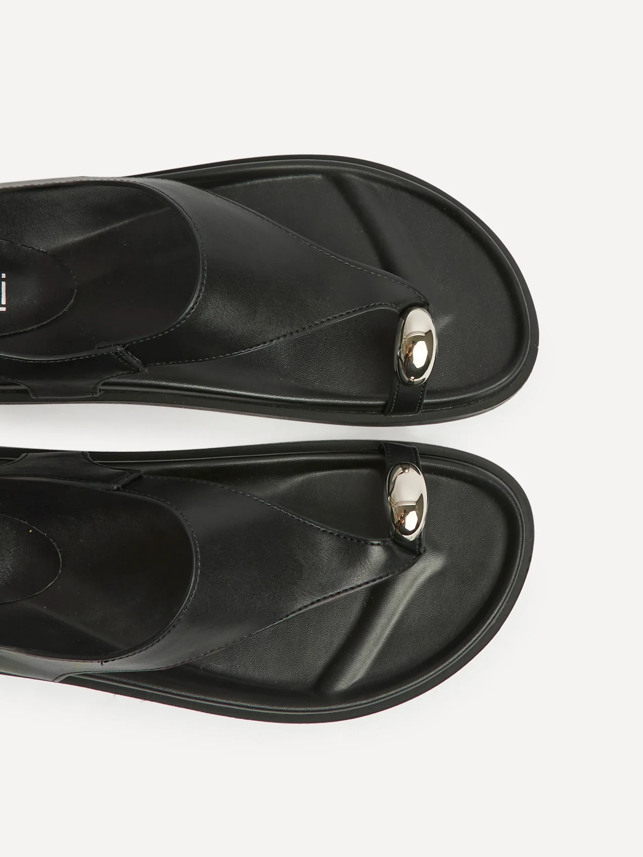 Latch Black Toe Ring Flat Sandals - Image 5