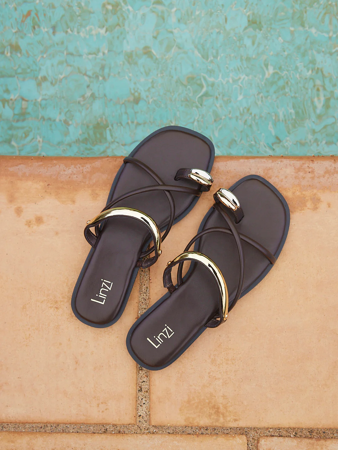 Lillie Brown Toe Ring Flat Sandals - Image 6