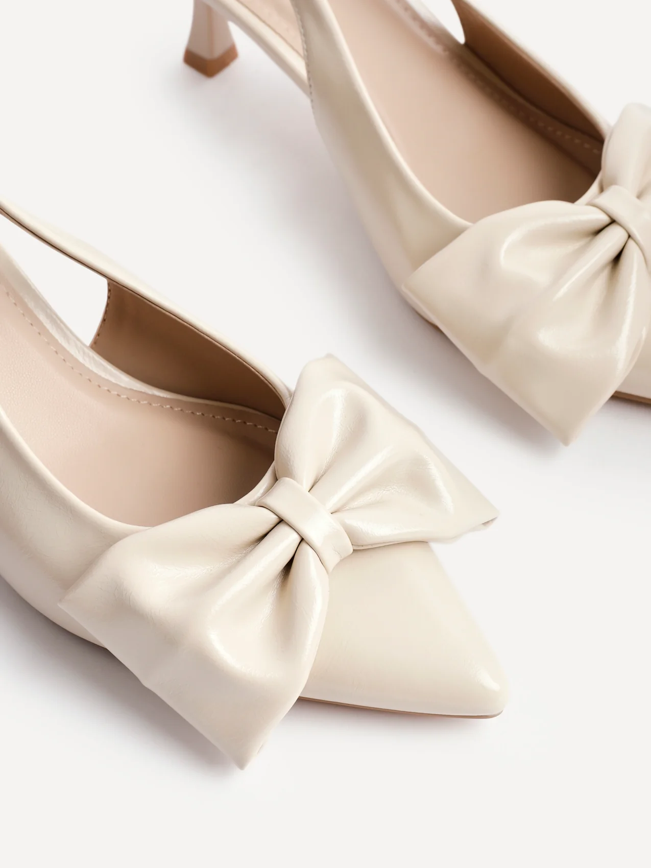 Merlot Nude Bow Court Heels - Image 5