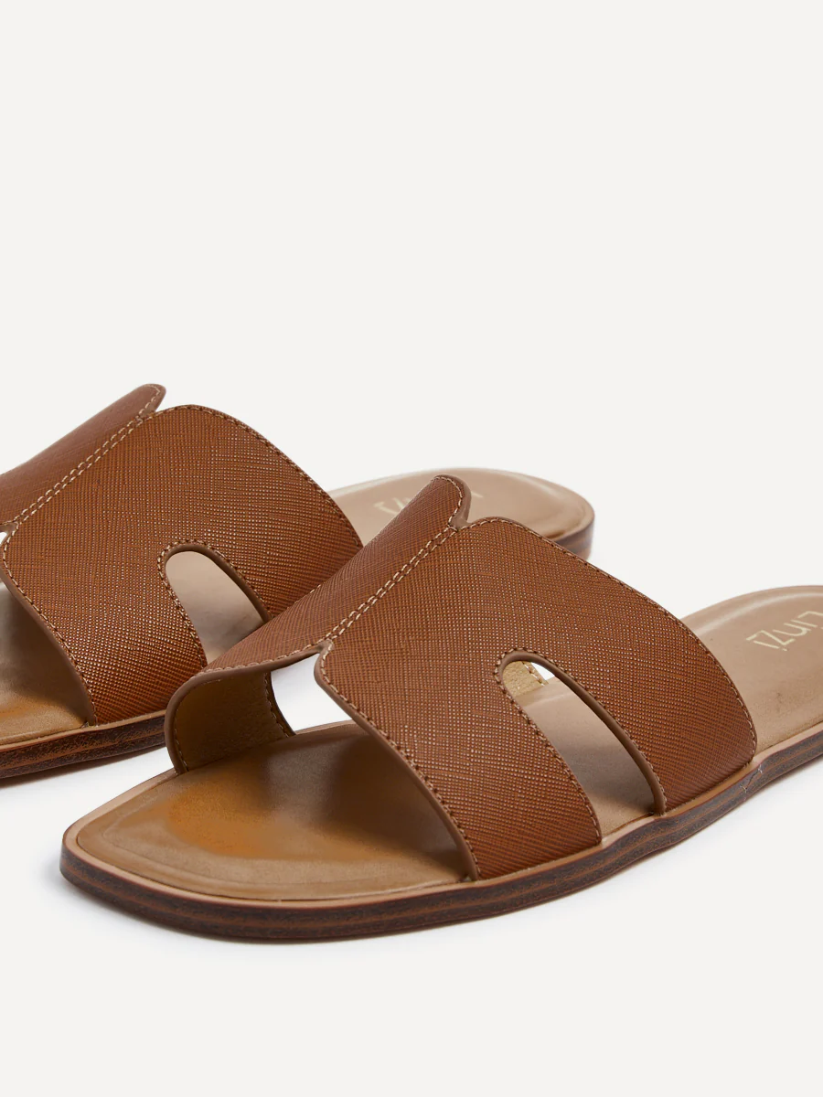 Petra Tan Link Flat Sandals - Image 4