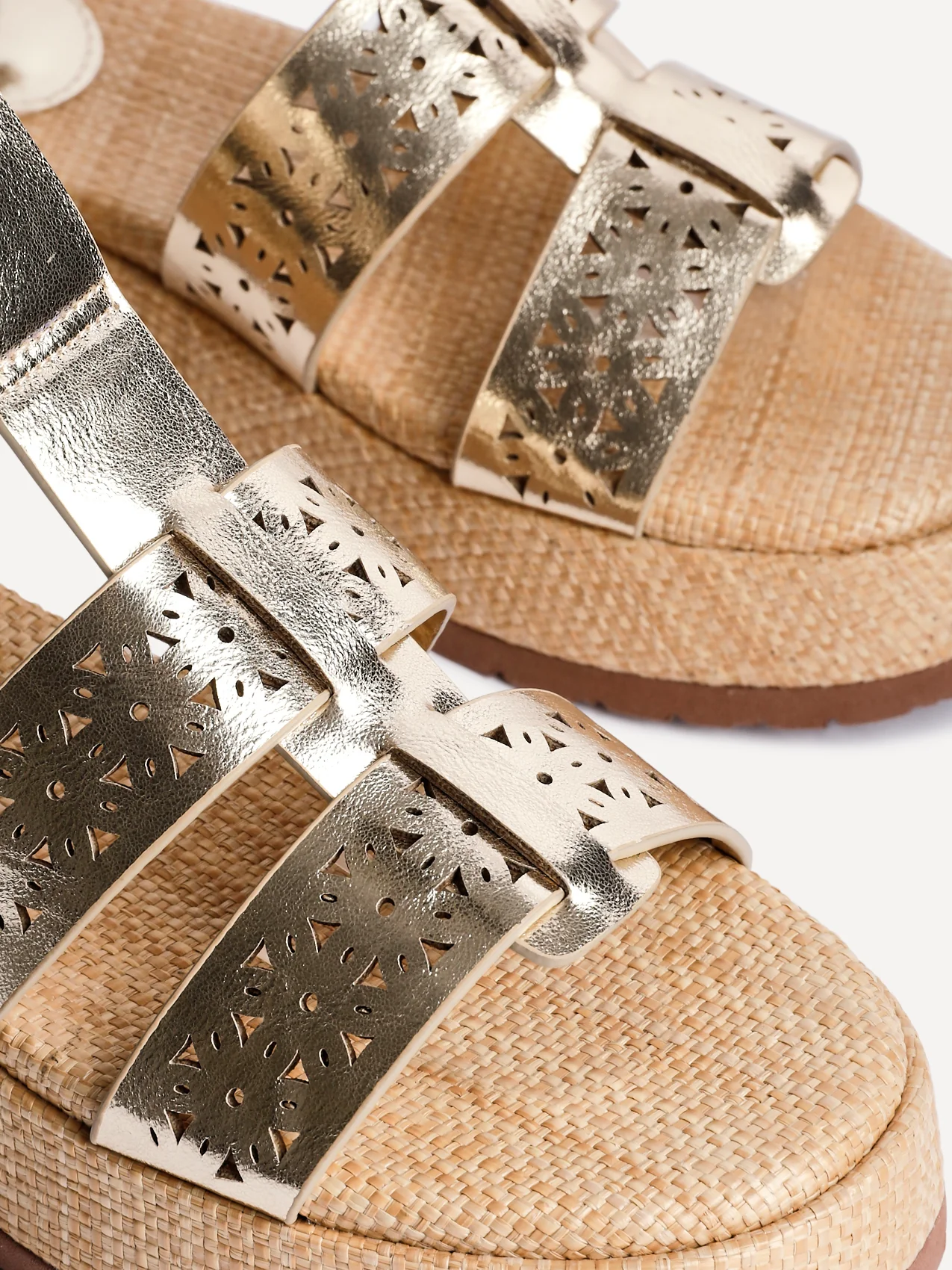 Sunkissed Gold Gladiator Flatform Sandals - Image 5
