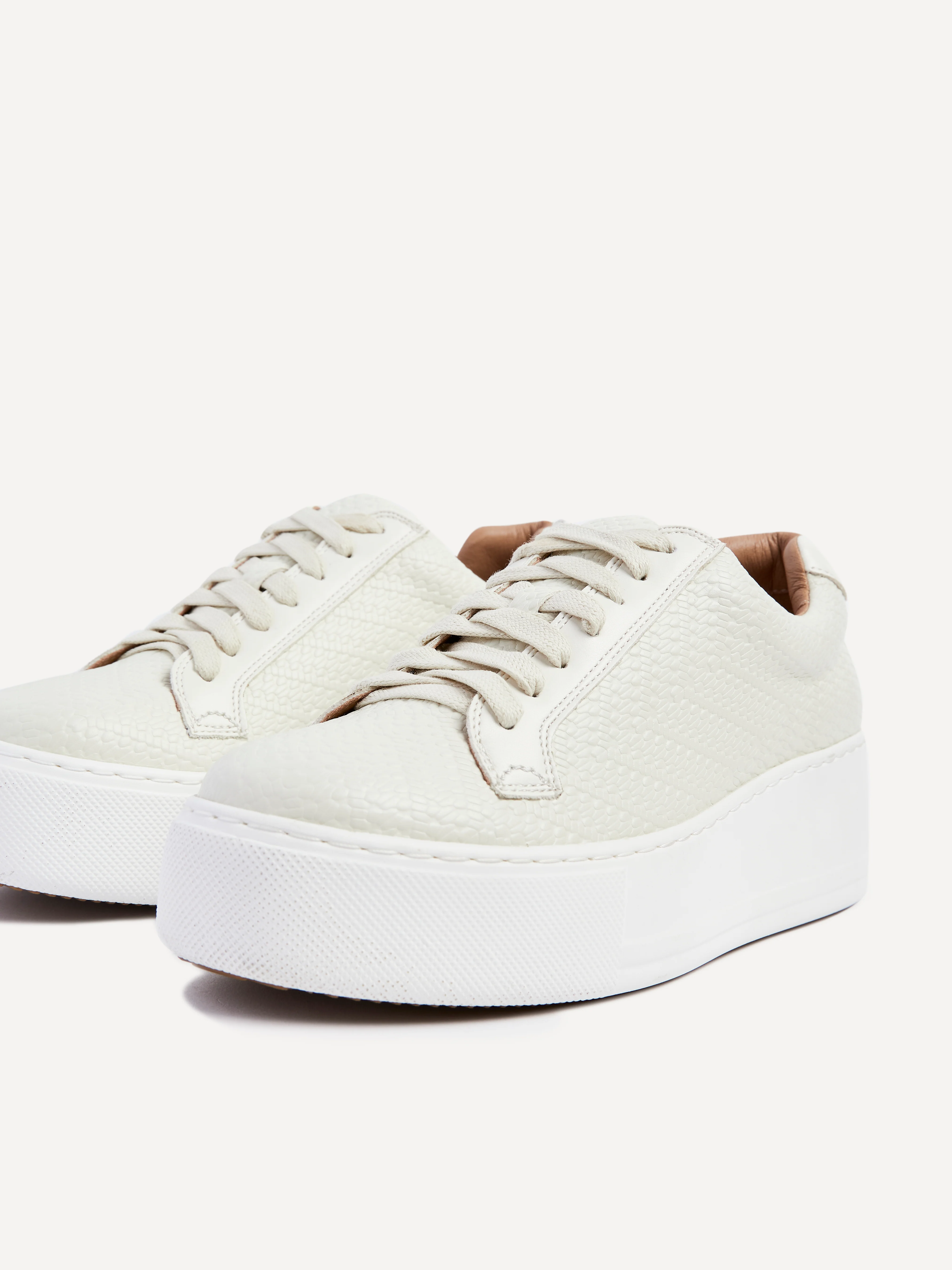 Twyla Cream Faux Leather Trainers - Image 4