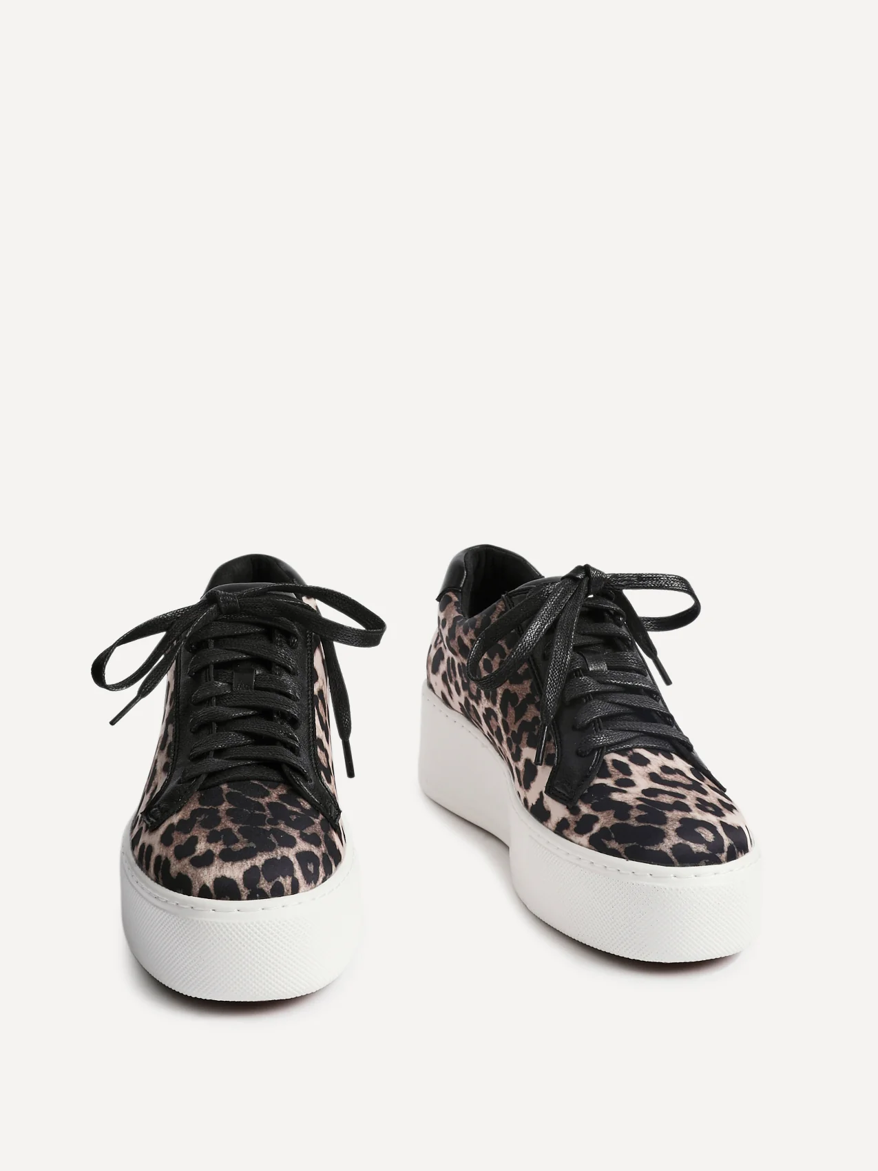 Twyla Leopard Print Trainers - Image 3