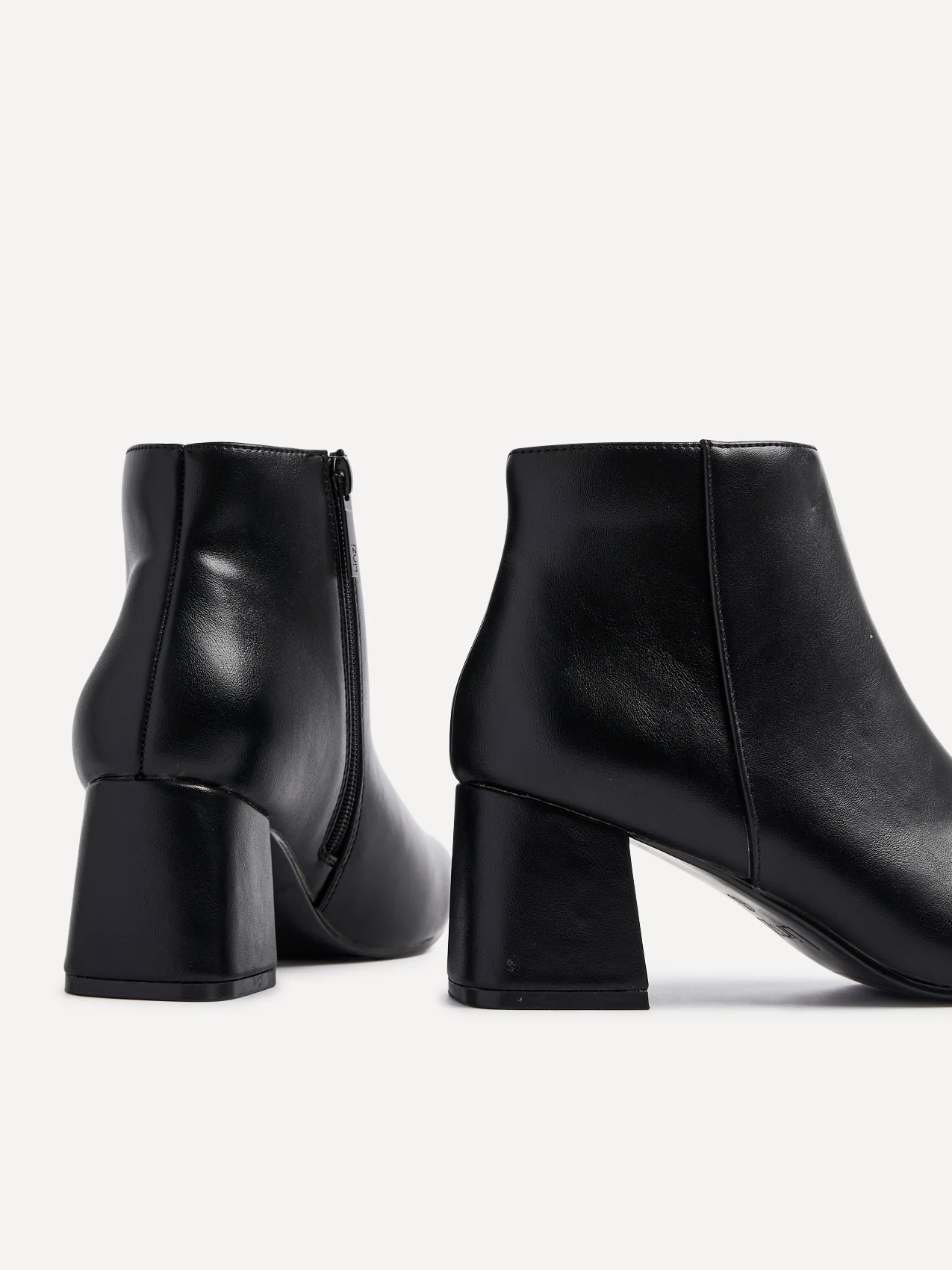 Verse Black Faux Leather Ankle Boots - Image 4